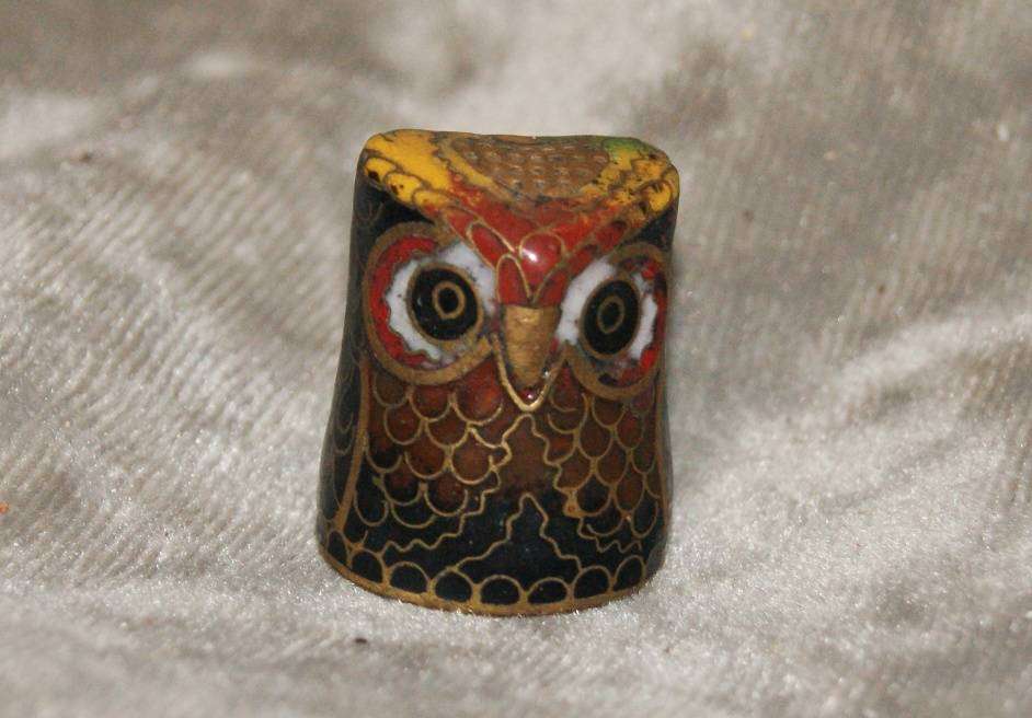 Cloisonne Owl Thimble