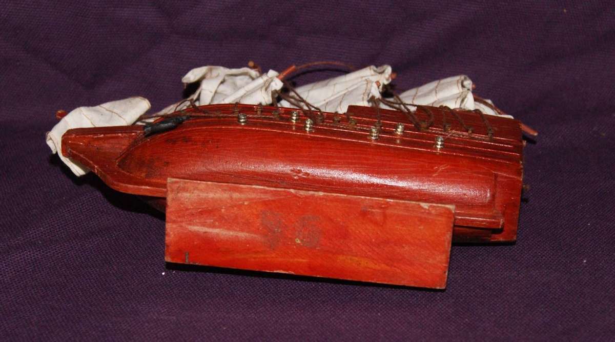 Confection Model Ship
