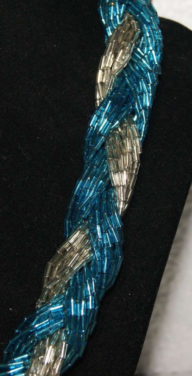 Costume Jewellery Necklace @@@ CCCRRRAAAZZZYYY R1 START