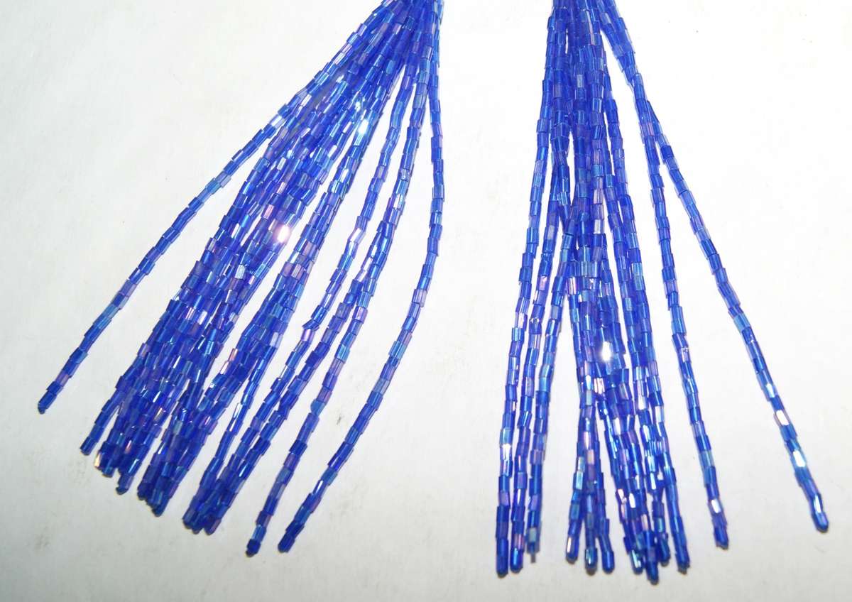 Costume Jewellery Blue Beaded Earrings @@@ CCCRRRAAAZZZYYY R1 START