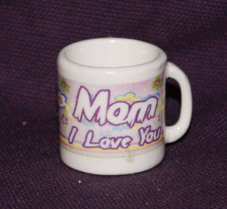 Miniature Porcelain "Mom I Love You" Mug