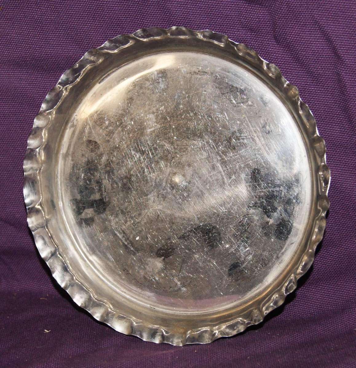 Vintage Scalloped Edge Pie Dish