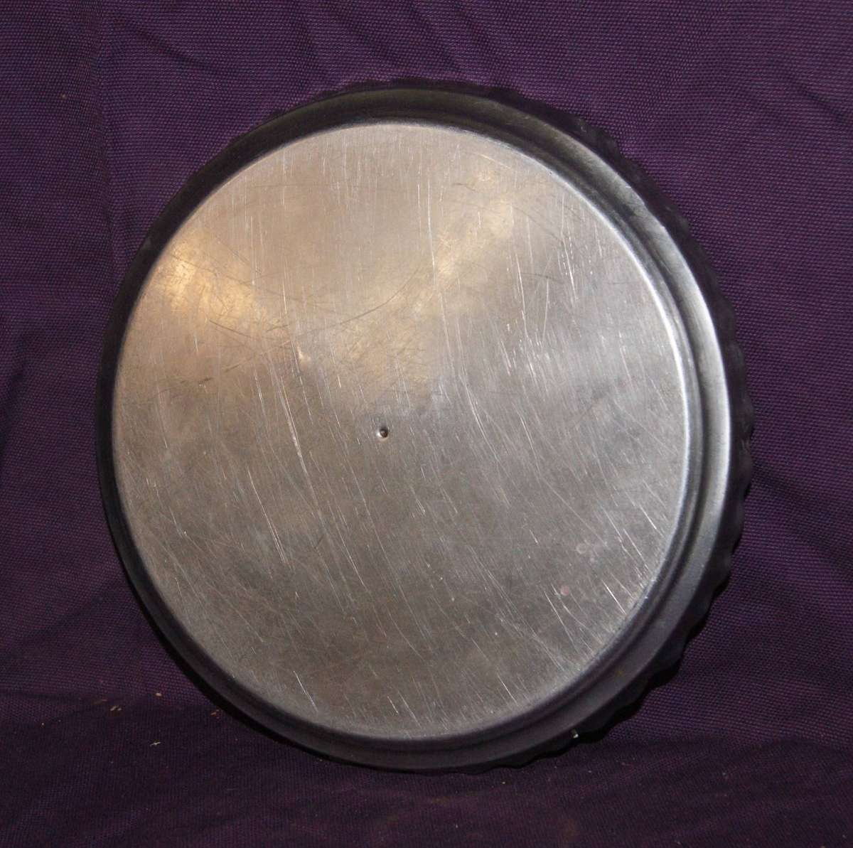 Stainless Steel Scalloped Edge Pie Dish
