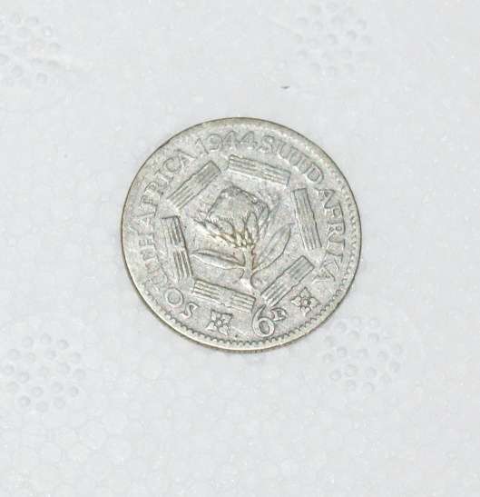 1944 Union of South Africa Sixpence (6D) 80% Silver (2.7g) @@ CCRRAAZZYY R1 START