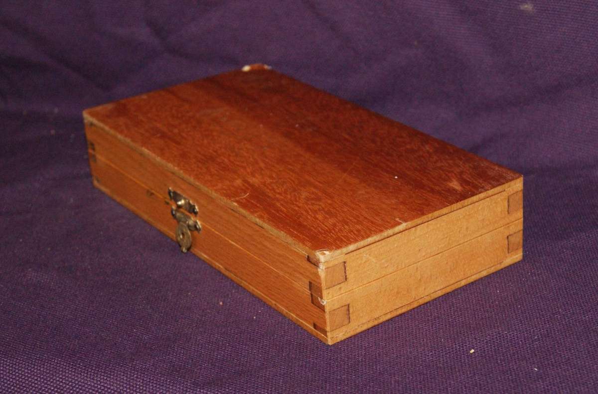 Vintage Wooden Backgammon Box