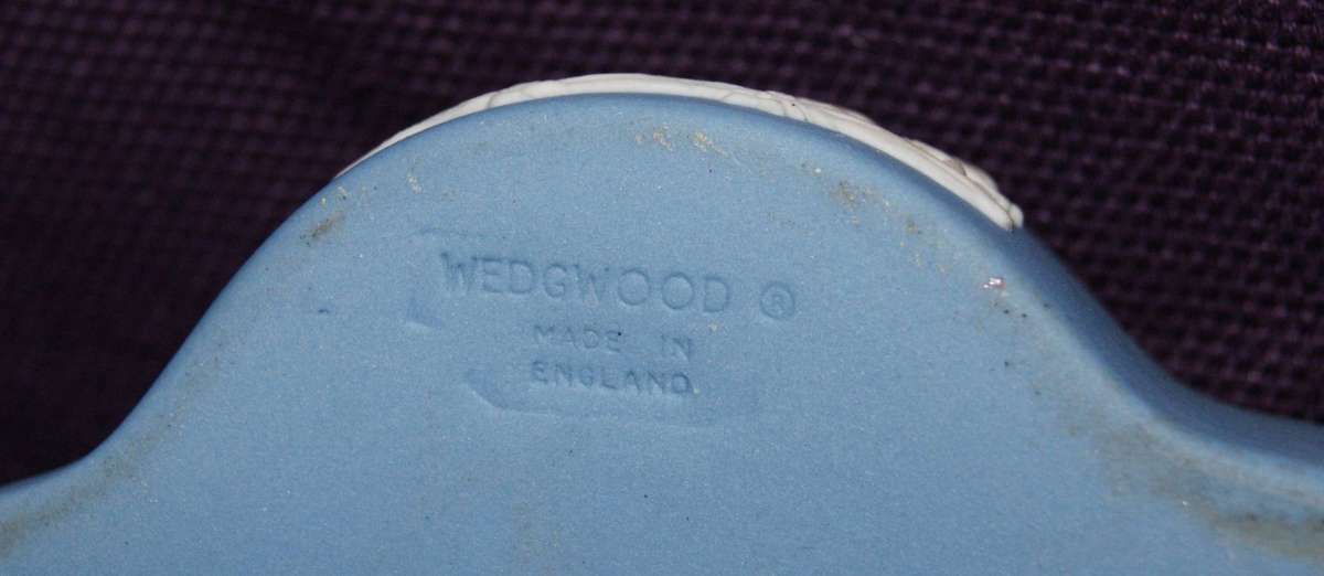 Vintage Wedgwood Blue Jasperware Trinket Box