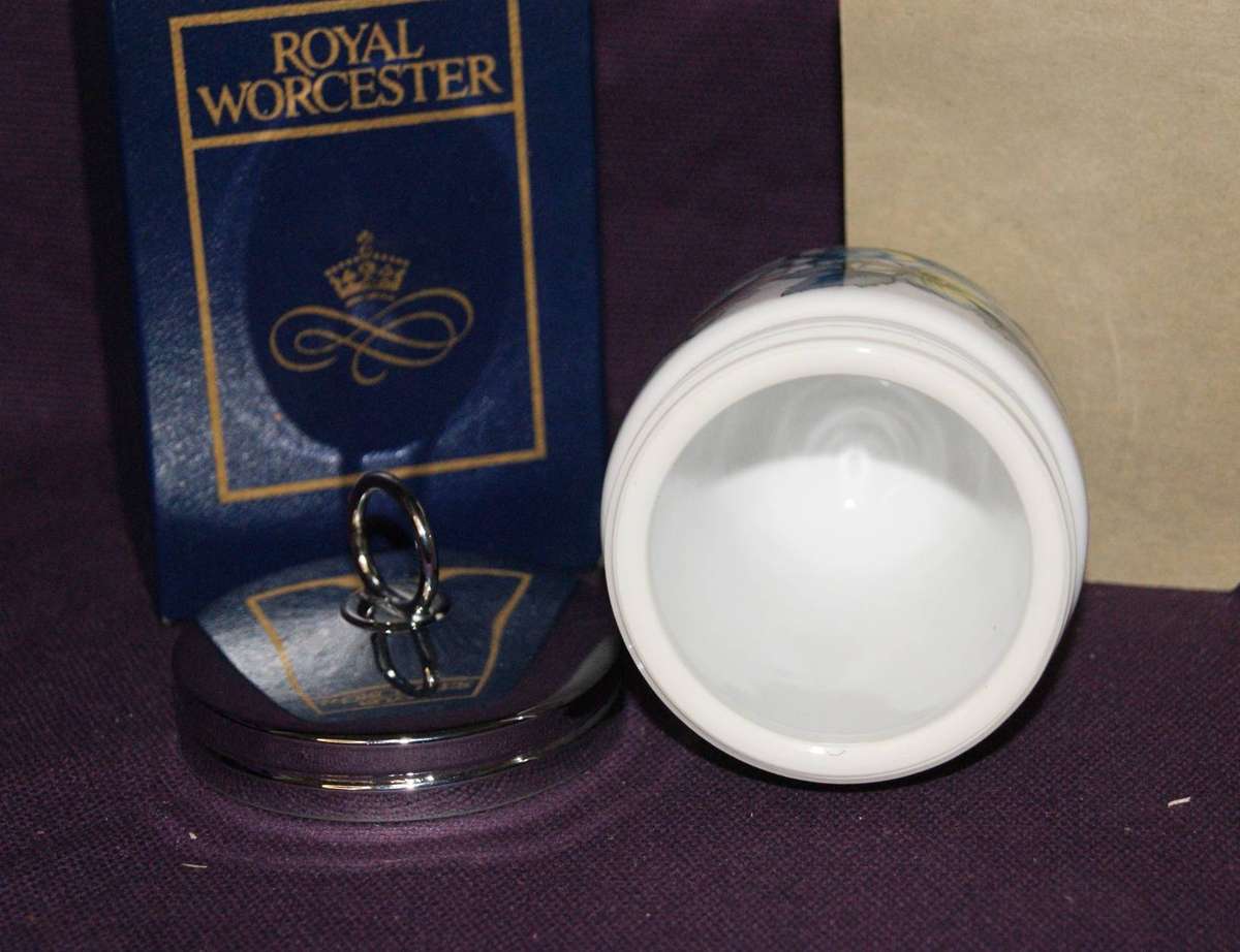 Vintage Royal Worcester King Sized Egg Coddler Woodland Pattern in Original Box