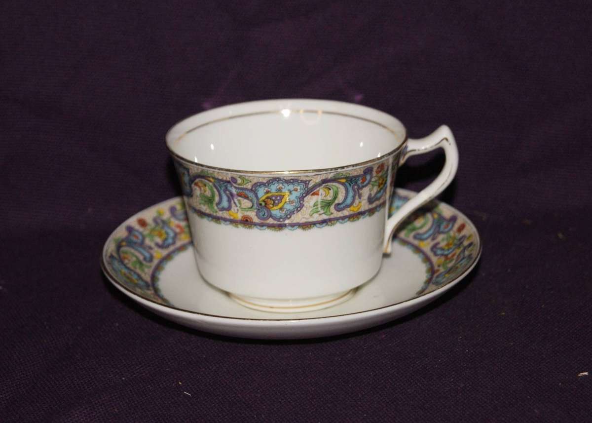 Vintage 1920's Paragon Paisley Pattern Duo