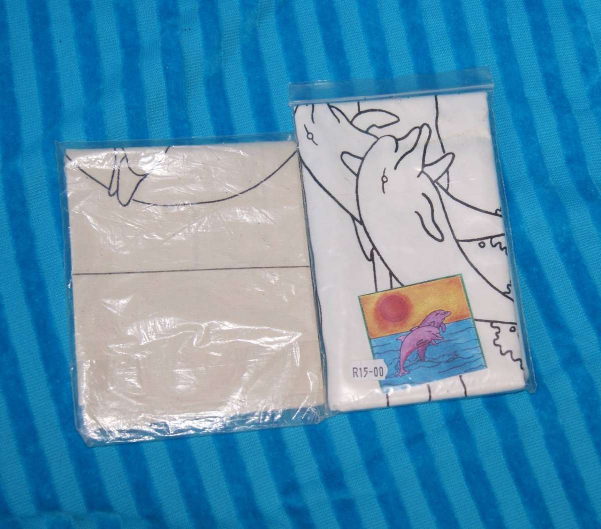 2x Fabric Painting Dolphins