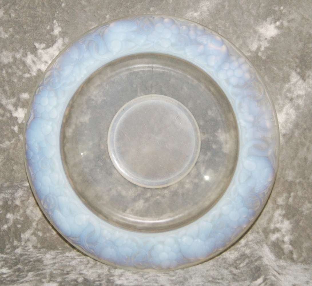 Gorgeous P D Avesn Opalescent Glass Dish