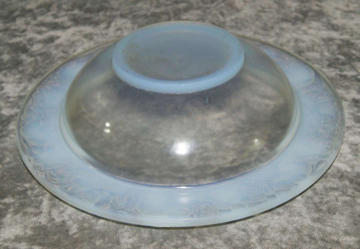 Gorgeous P D Avesn Opalescent Glass Dish