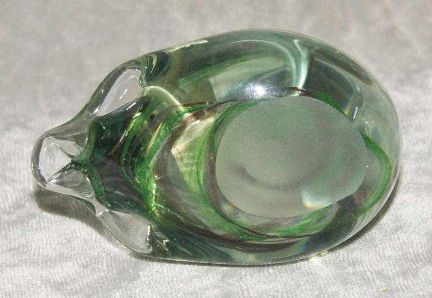 Stunning Ngwenya Glass Swan with Green and Purple Spiral