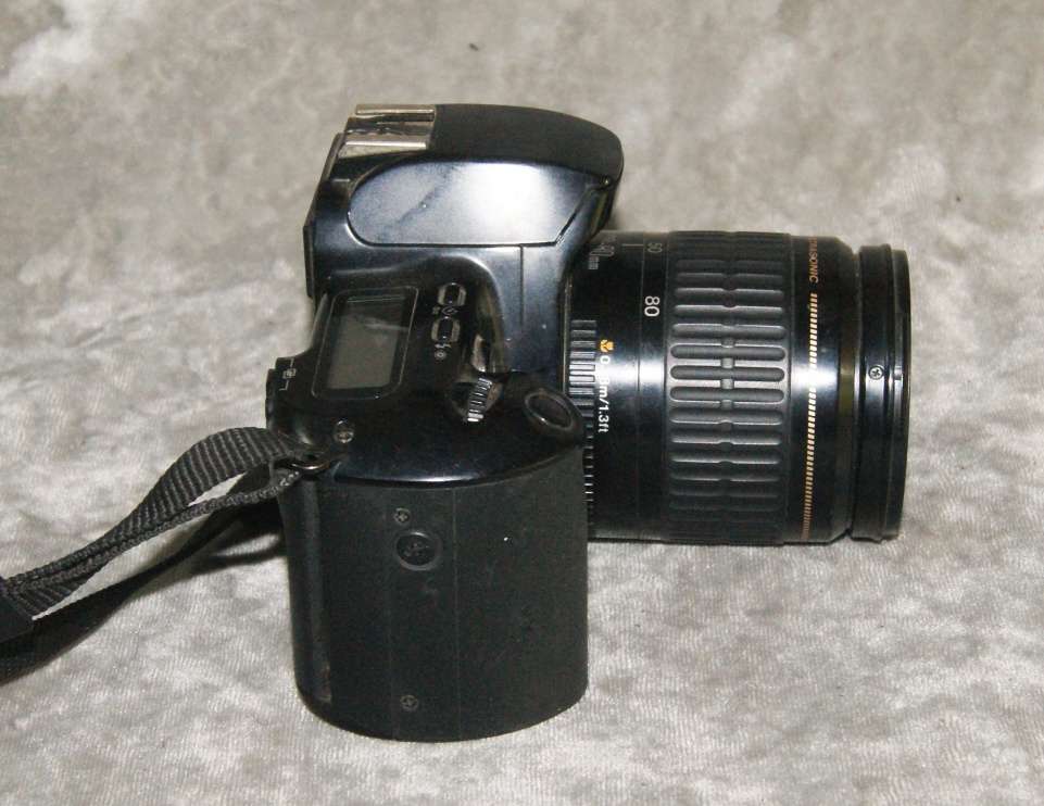 Canon EOS Rebel XS SLR Camera with Canon Ultrasonic Lens @@ CCRRAAZZYY R1 START