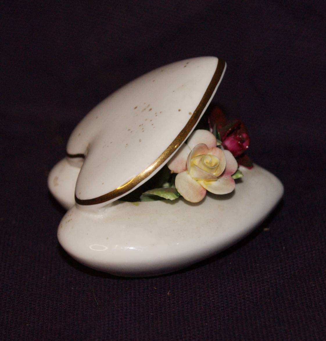 Vintage Royal Doulton Heart Shaped Posey