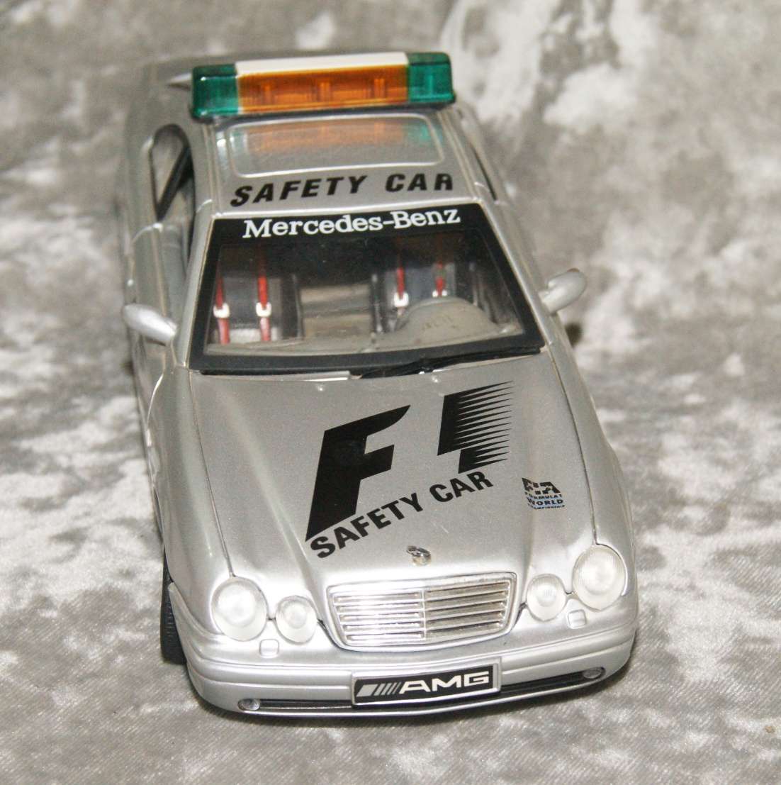 Anson 1:18 scale Merecedes Benz CLK F1 safety car @@ CCRRAAZZYY R1 START