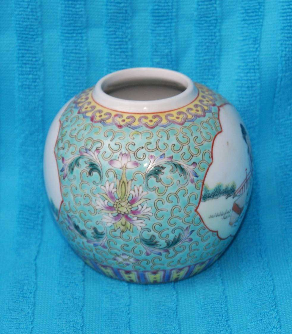 Vintage Hand Painted Chinese Ginger Jar