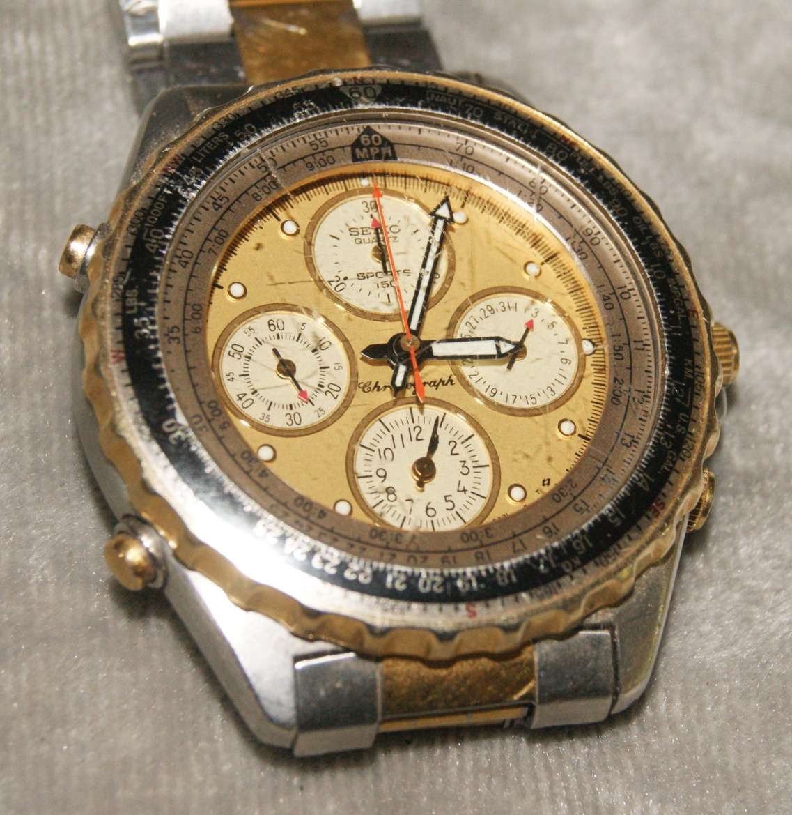 Seiko Sport 150 chronograph watch @ CRAZY R1 START