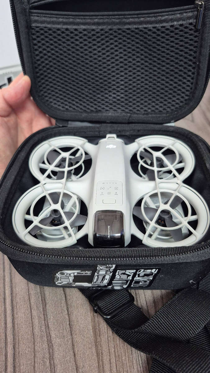 DJI Neo Drone Fly More Set