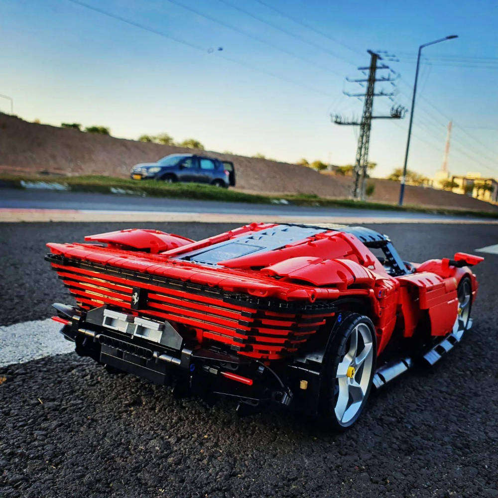 Ferrari Daytona SP3 Original Lego set 42143