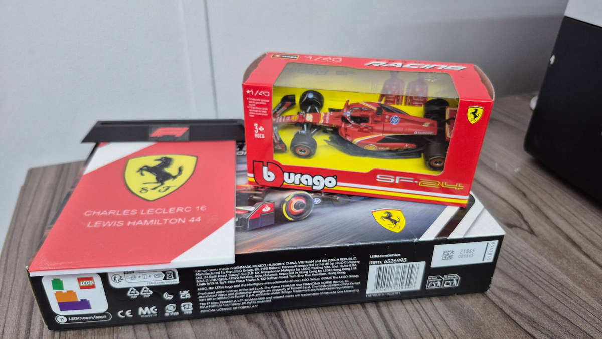 Original Lego Ferrari F1 Speed champions Display Package