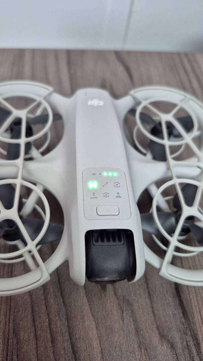 DJI Neo Drone Fly More Set