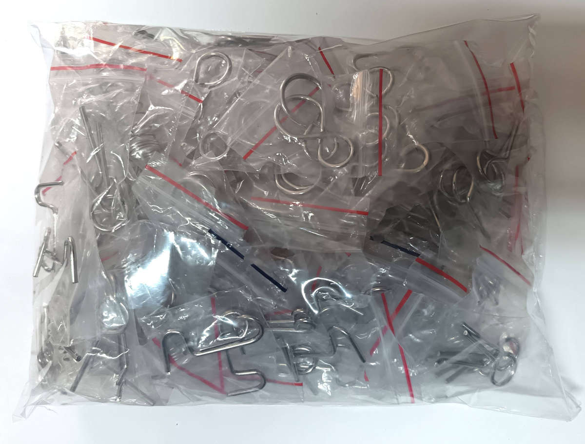 Lot of 100 Mixed Wire / Entanglement Brainteaser Puzzles 6 types