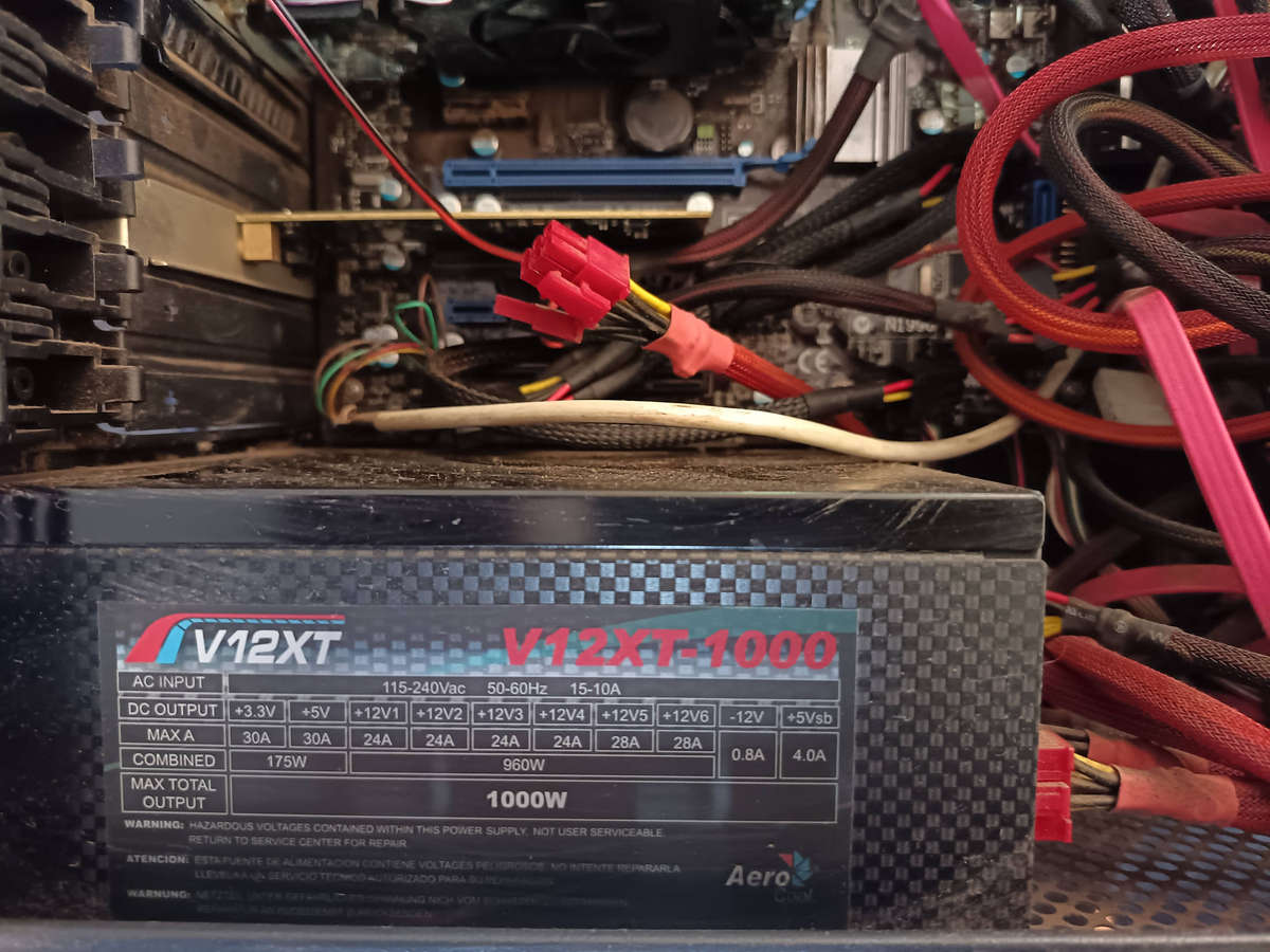 Computer Box, Intel i7 and mobo, with Power Supply, DVD, Mouse, Speakers, Keyboard & Cables (No HDD)