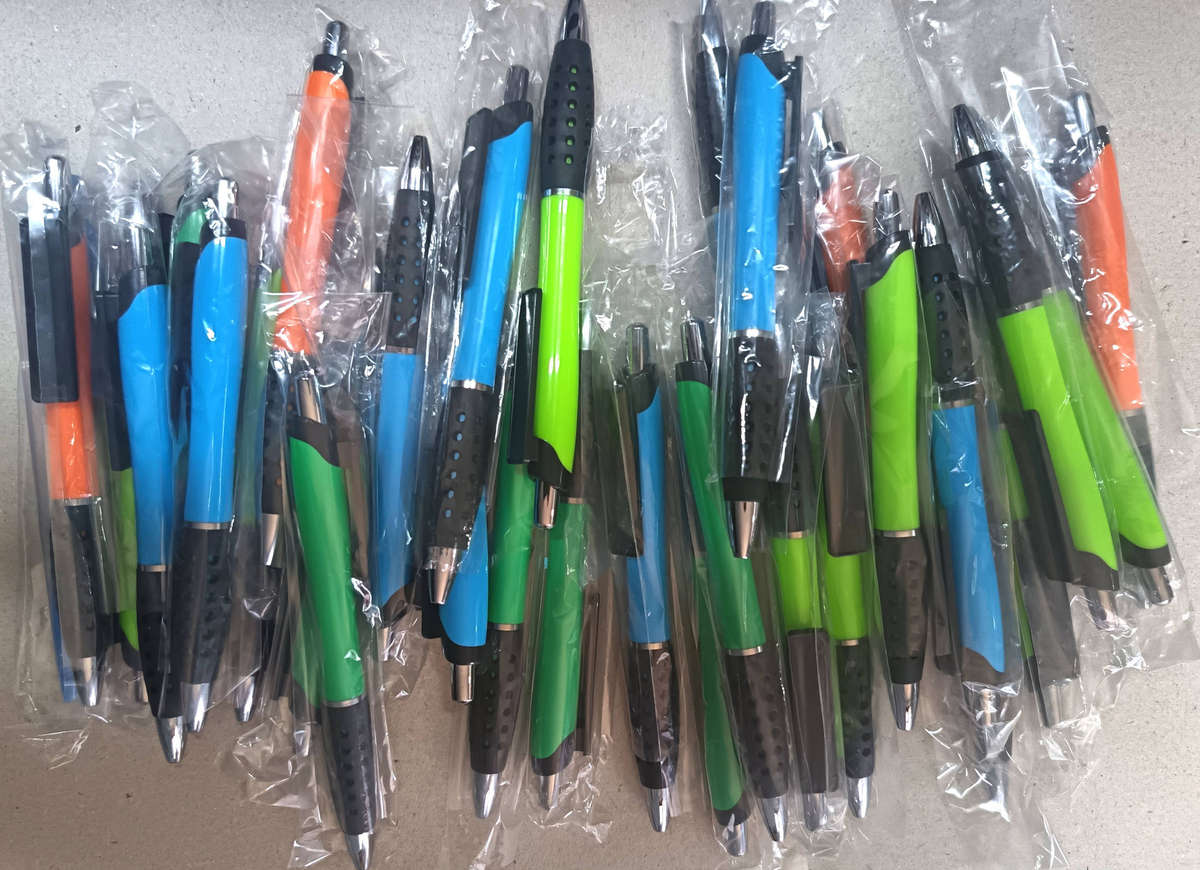 Lot of 50 Mixed Pens - Black ink