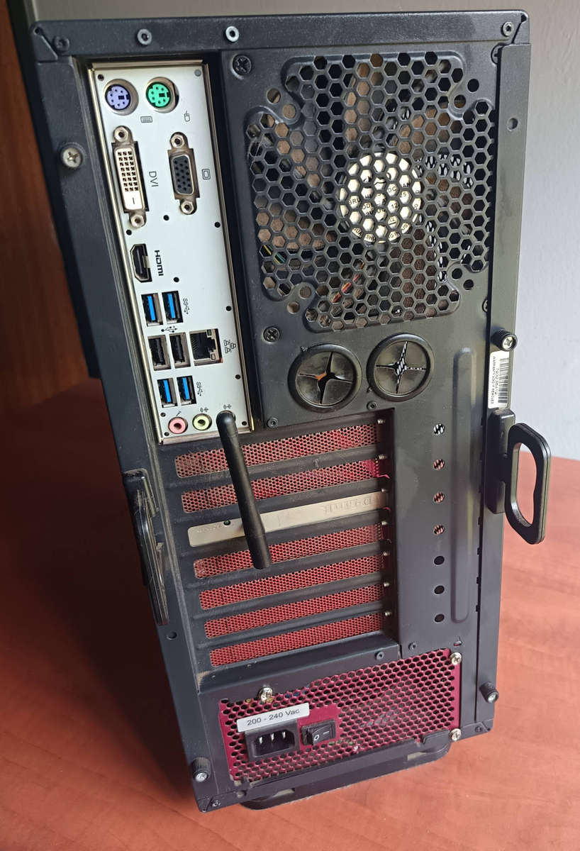 Desktop PC (i5-4670K, 8GB RAM, 500W PSU)