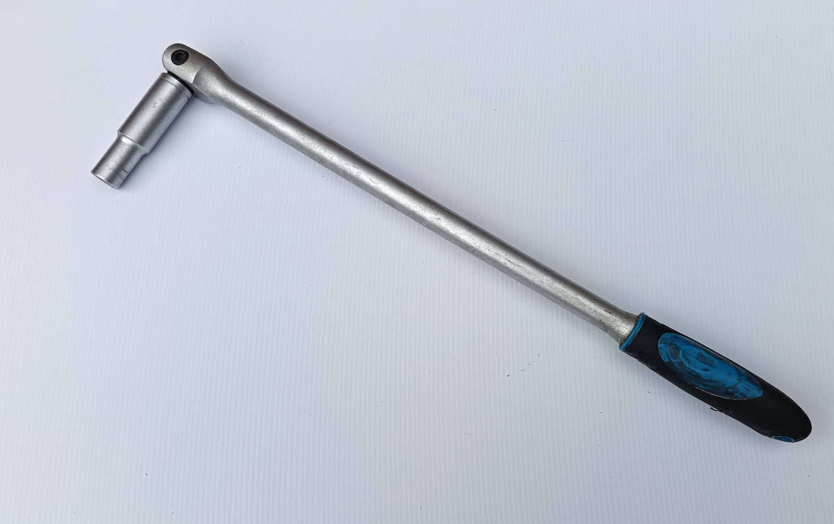 Strong Arm with 12mm Socket