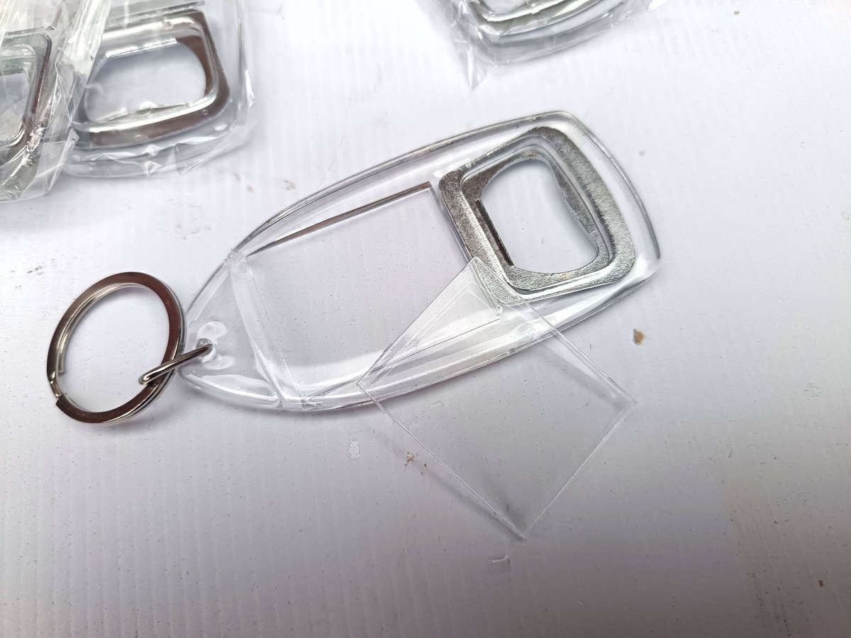  Auction: Pack of ±50 Blank Acrylic Bottle Opener Keyrings  DIY Insert Style