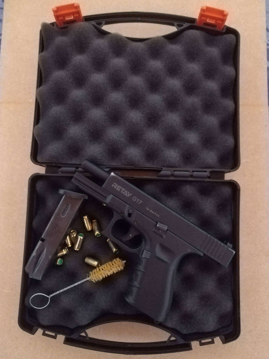 Retay Glock 17 Blank Gun - Security and Self defense