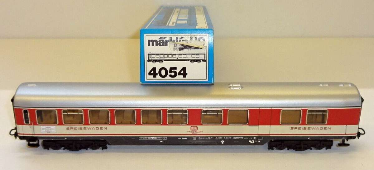 H0 gge 1/87 245mm  DB D-Zug/Express DiningCar w interior, cream+red, mint in orig.box Maerklin 4054