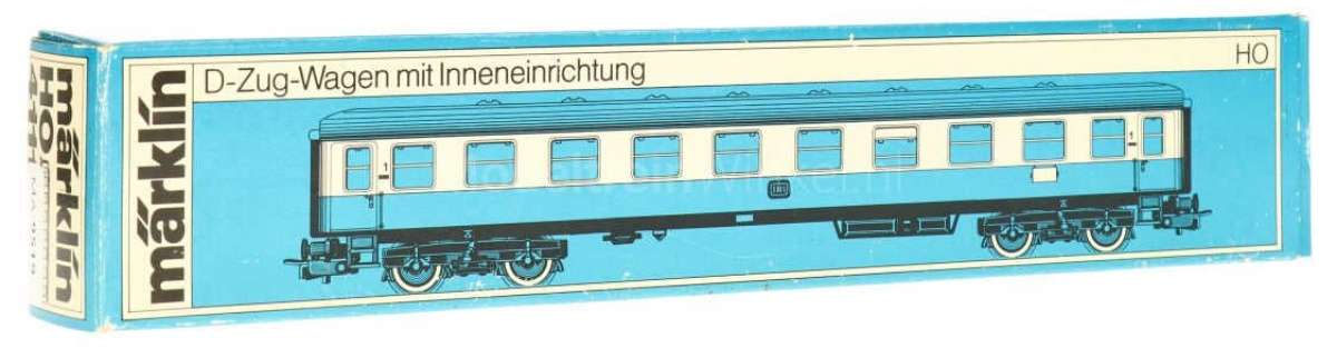 H0gge 1/87  1st class DB  D-Zug/Express Coach 1st class, cream+blue, mint in orig.box Maerklin 4111