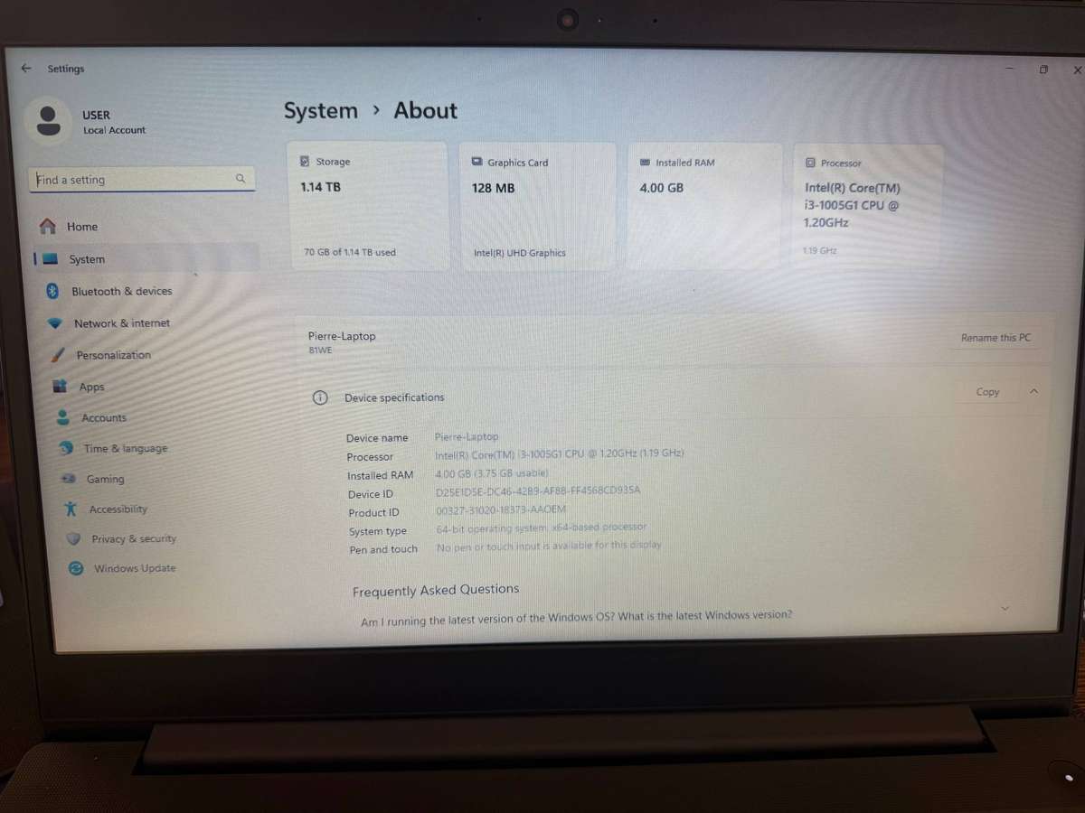 15.6" Lenovo IdeaPad 3 Notebook with Intel i3-10th Gen, 256GB SSD + 1TB HDD(UG)