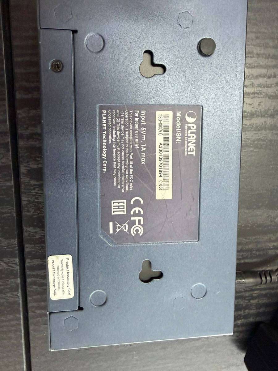 PLANET GSD-803  8-Port Gigabit Ethernet Switch  1000Mbps