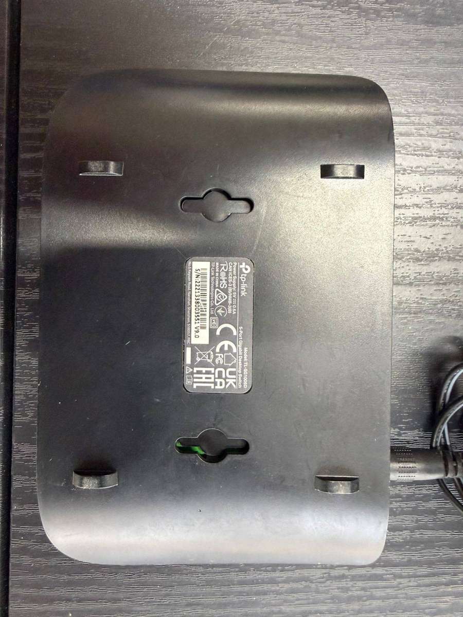 TP-Link TL-SG1008D  8-Port Gigabit Desktop Switch  1000Mbps