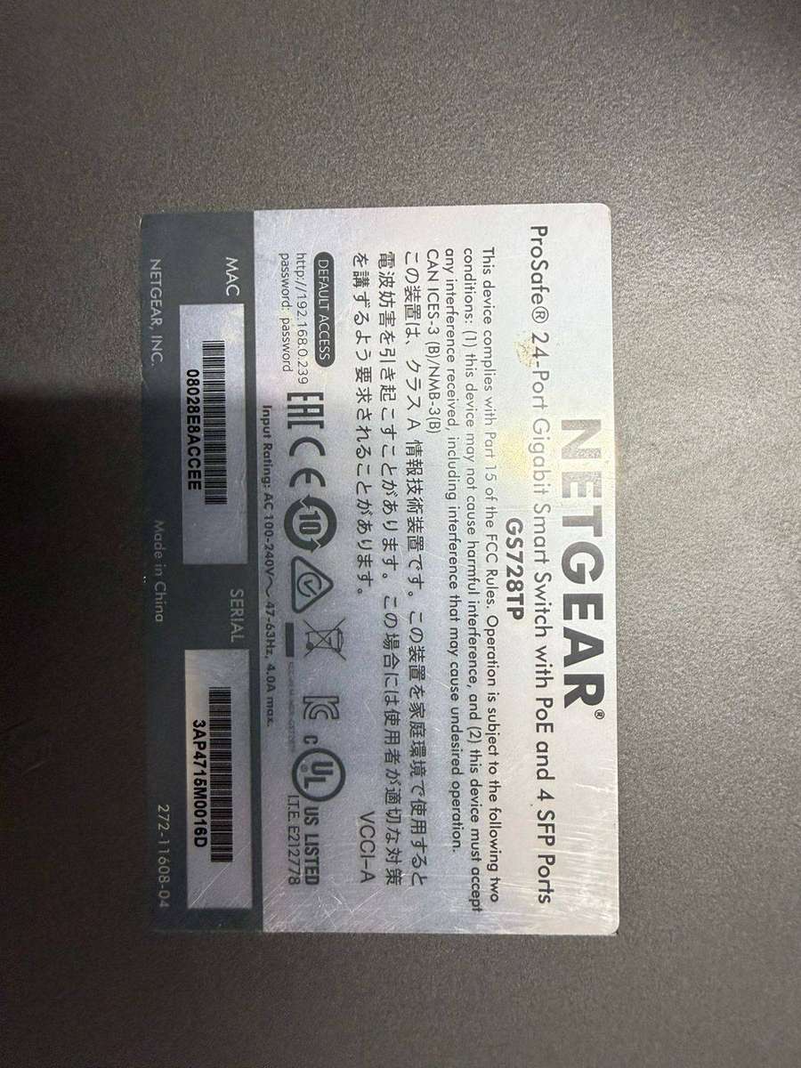  Netgear ProSafe GS728TP  24-Port Gigabit Smart Switch with PoE + 4 SFP