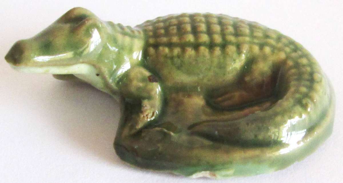 1965 Crocodile Wade Balding and Mansell Flintstone Wade Christmas Cracker