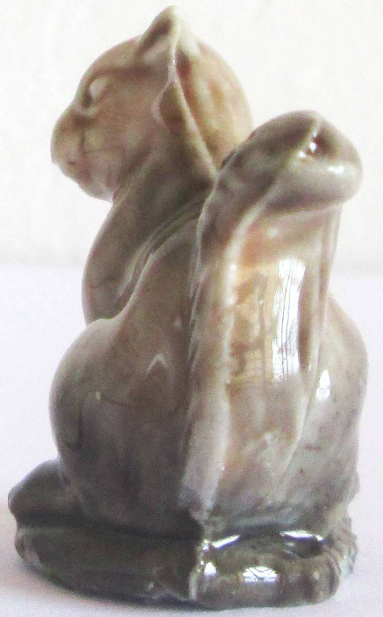 1974 Squirrel Wade English Whimsies
