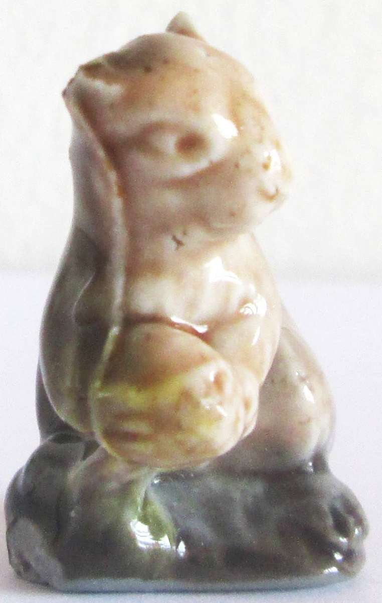 1974 Squirrel Wade English Whimsies