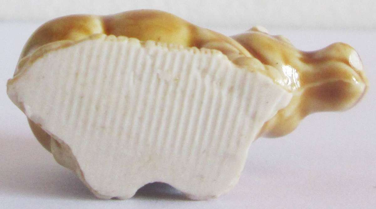 1973 Hippo Wade English Whimsies