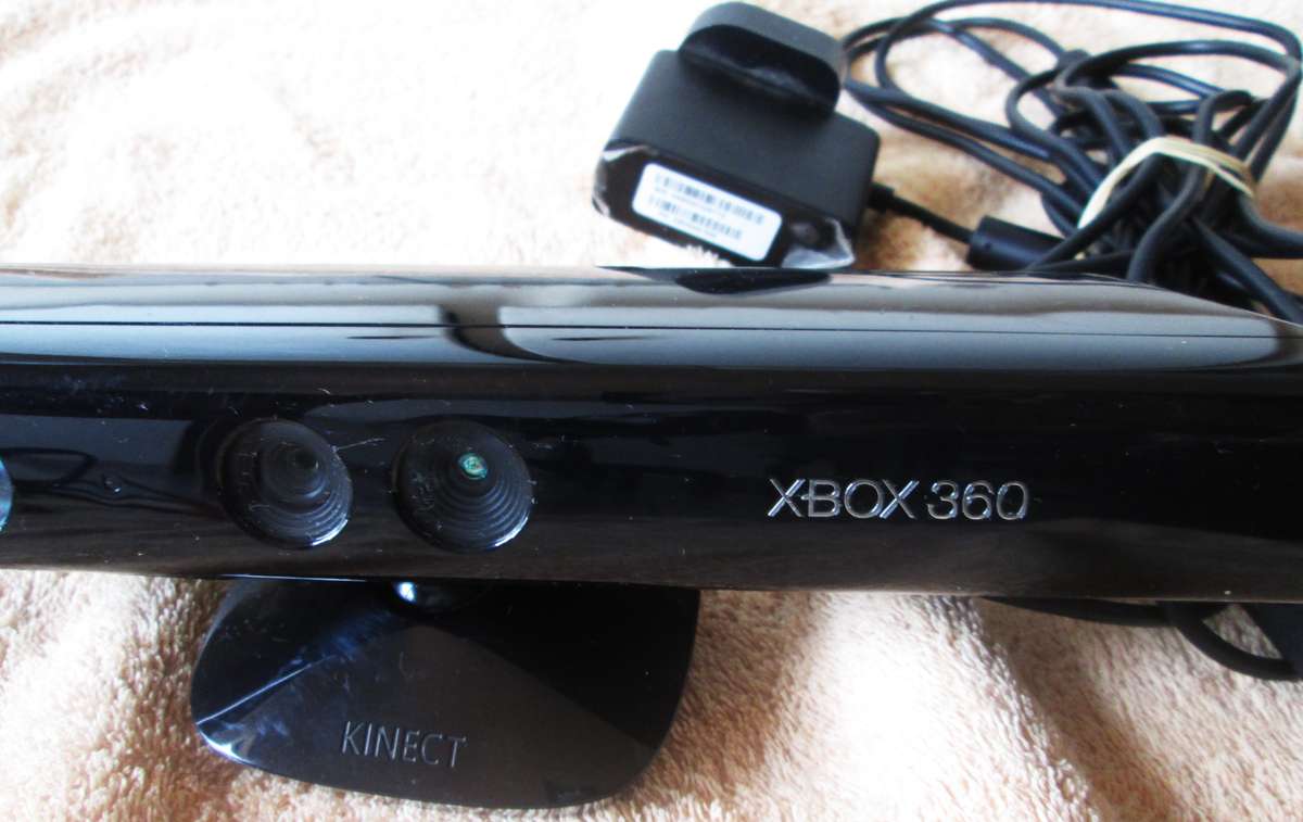 XBOX 360 Slim Console Model 1439 with Accessories Games and Figurines