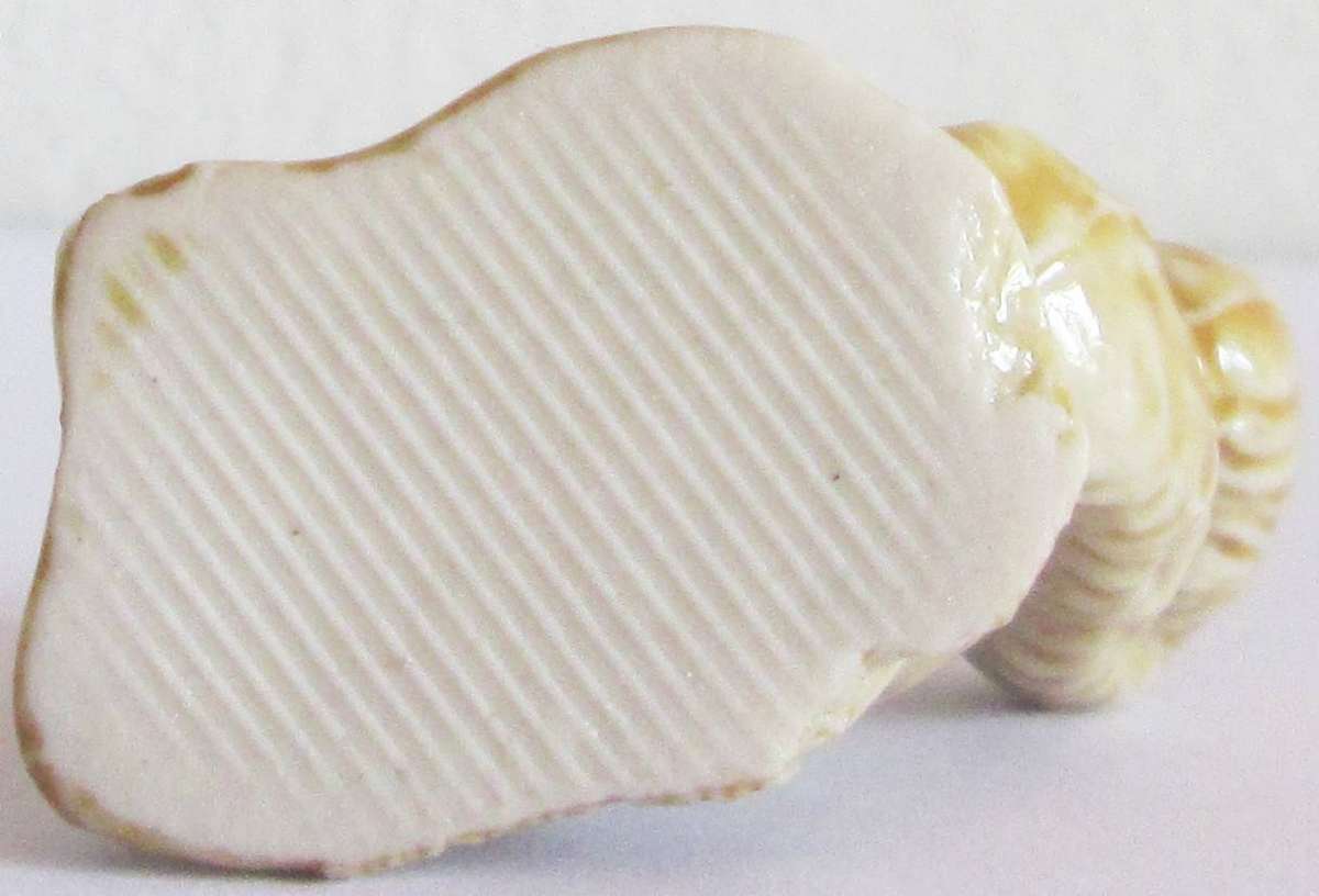 1974 Pine Martin Wade English Whimsies