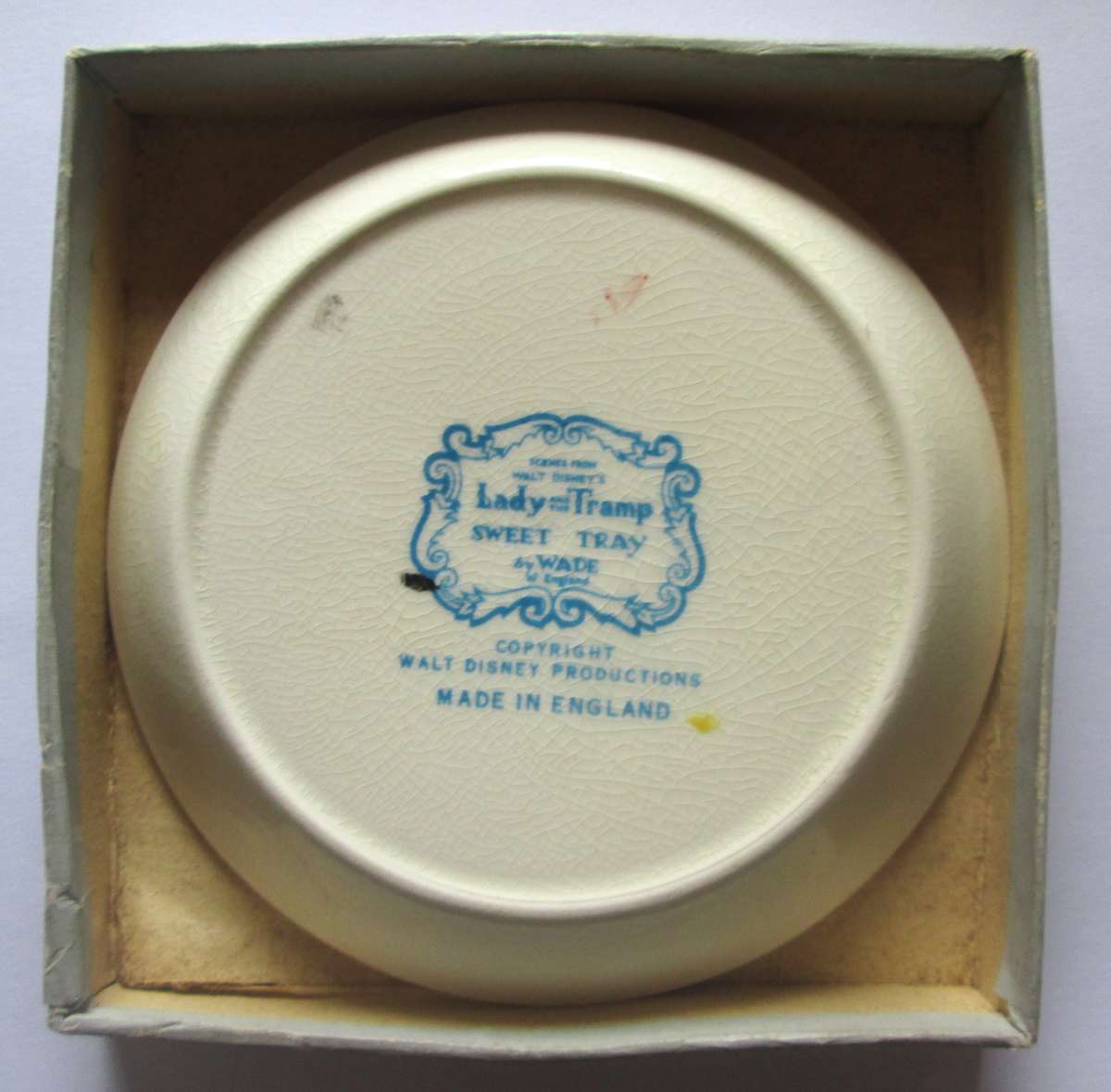 1950 - 1960 Lady and the Tramp Wade Sweet Tray
