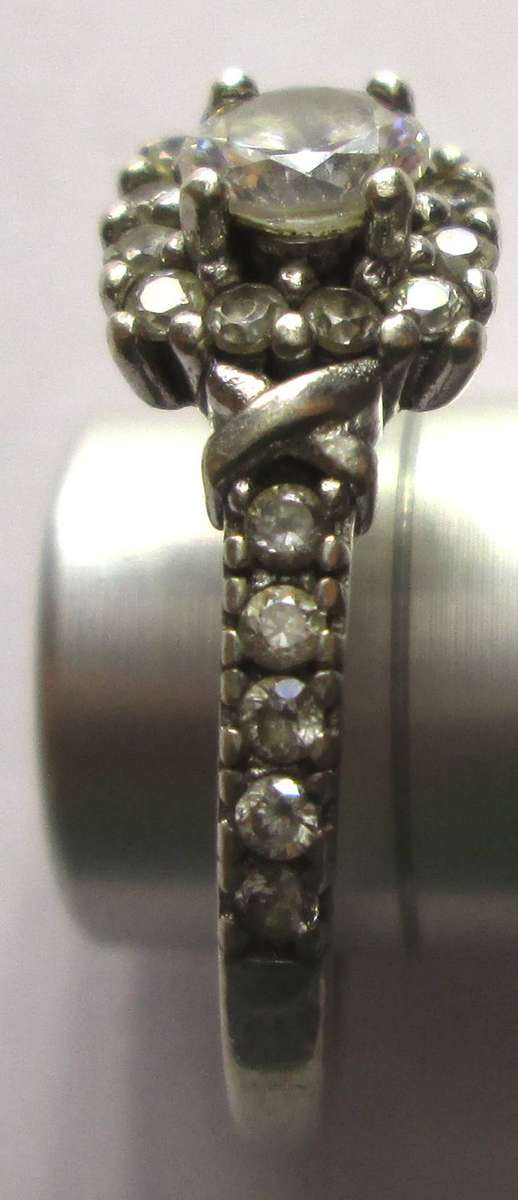 Sterling Silver Ring 2.2g
