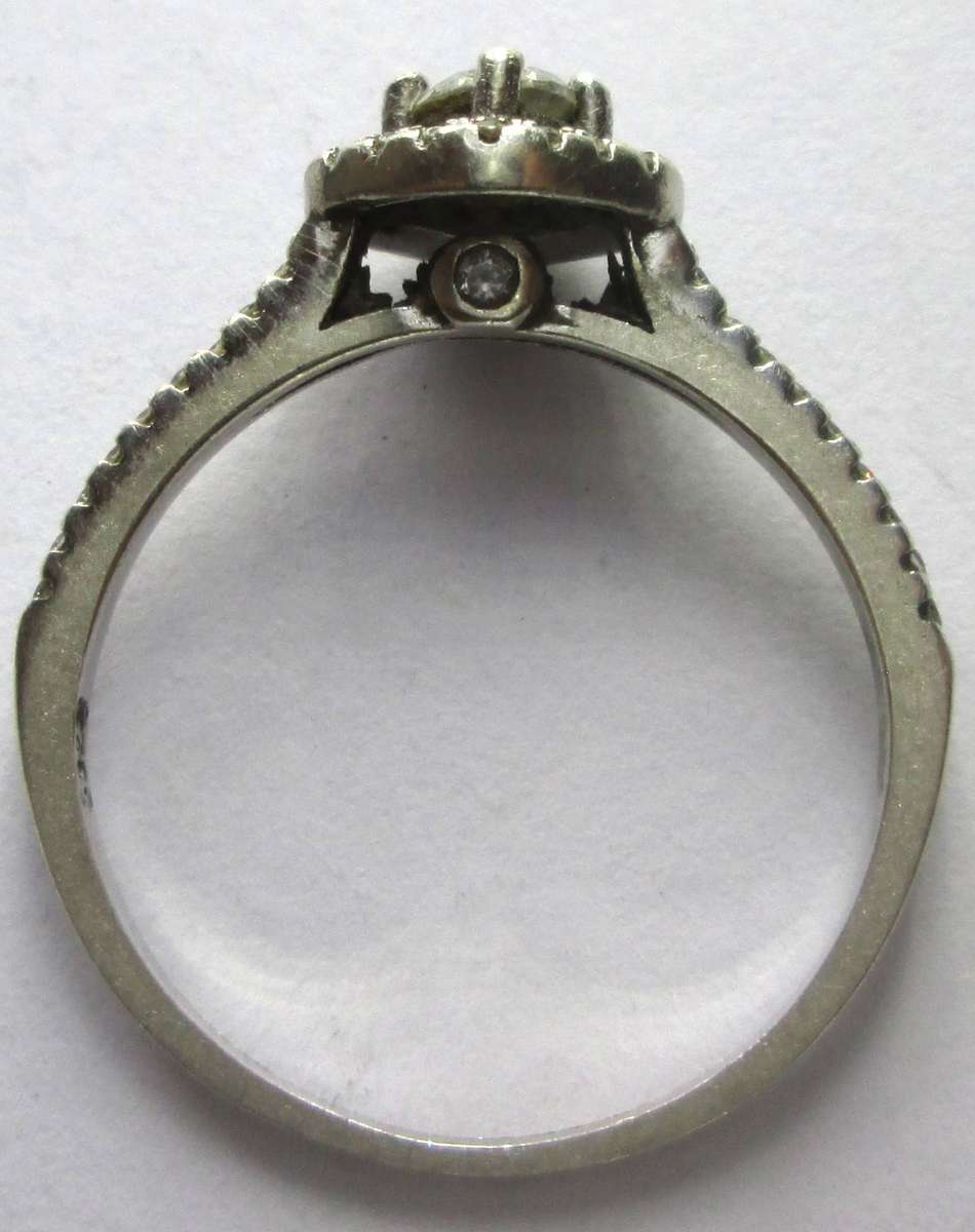 Sterling Silver Ring 1.9g