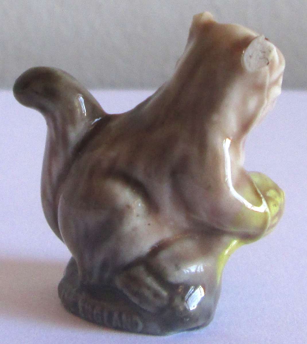 1974 Squirrel Wade English Whimsies