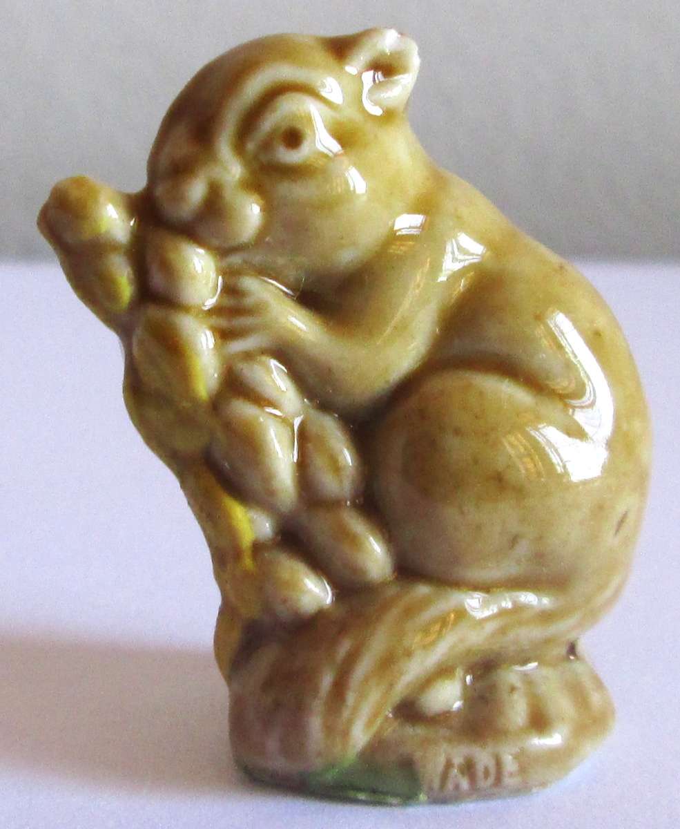 1974 Fieldmouse Wade English Whimsies