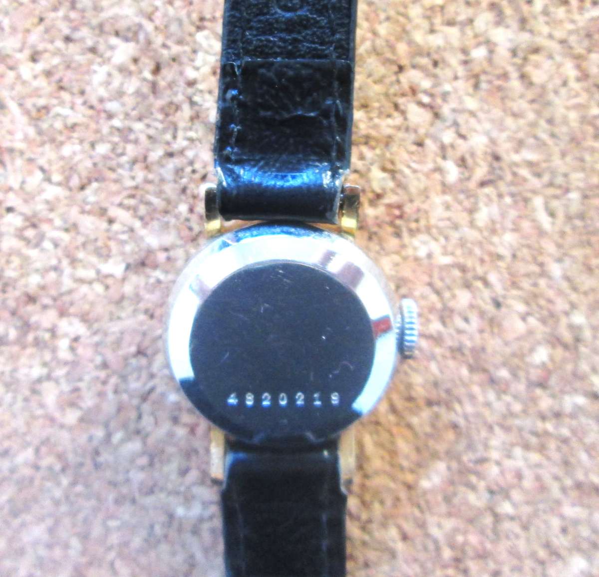 Omega Swiss Made no 4820219 Ladies Watch